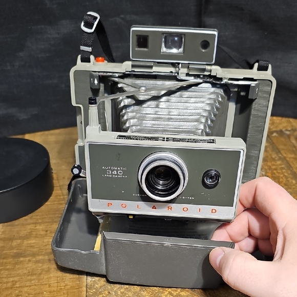 Polaroid Other - Polaroid 340 Land Camera in Gray and Black
